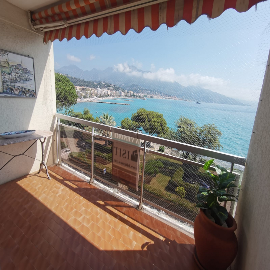 Vente Appartement 80m² 3 Pièces à Roquebrune-Cap-Martin (06190) - Isit Immo